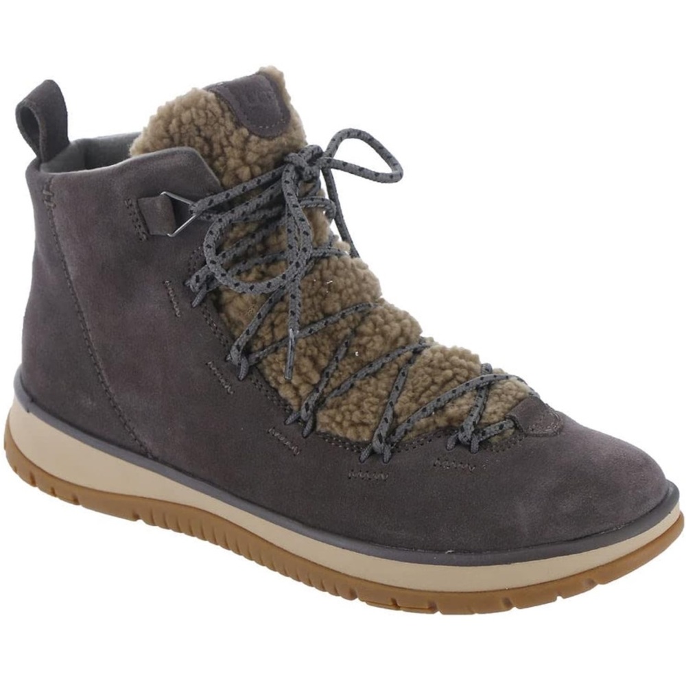 Uggs lace up lakeside booties like new